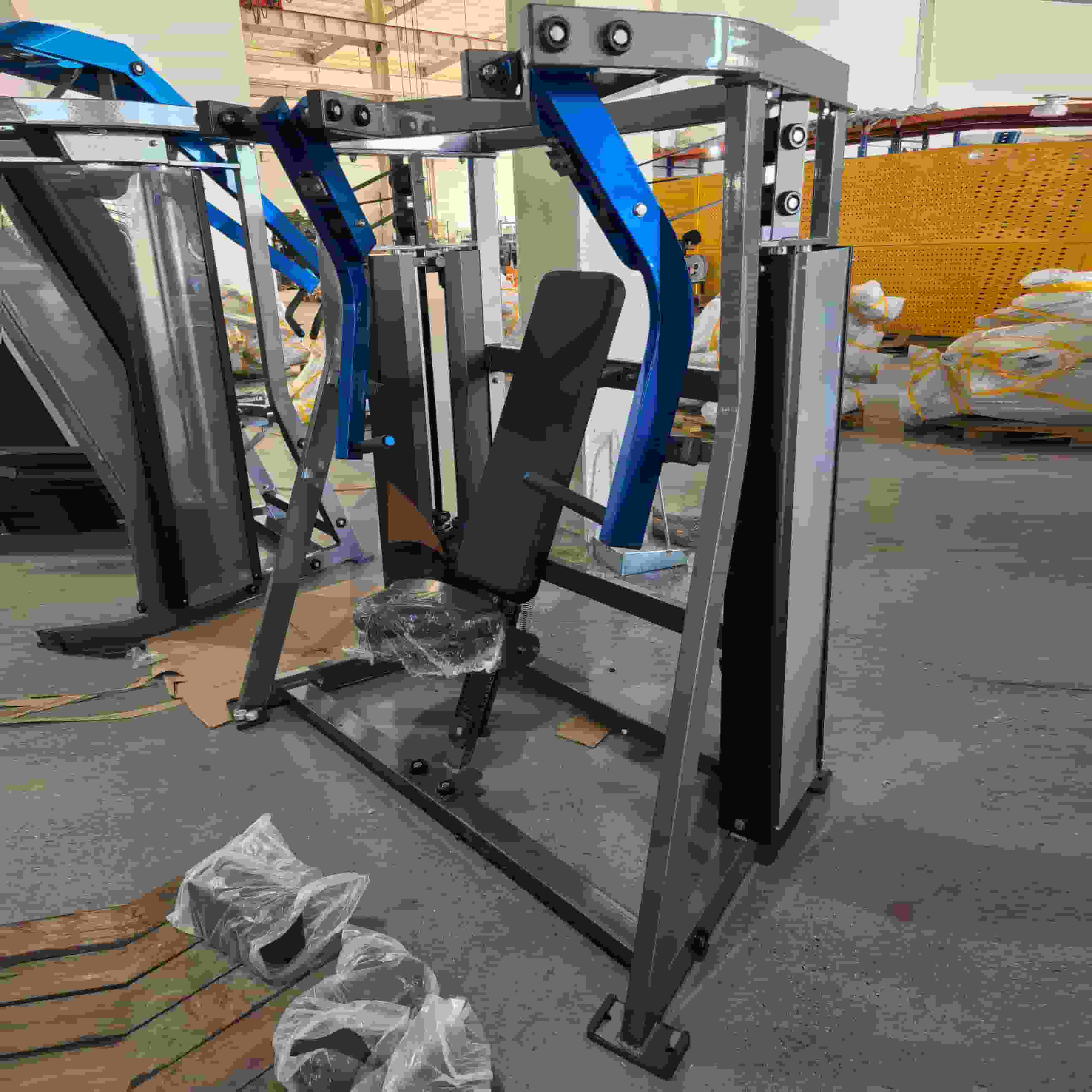 Pin Loaded Keela rinnale vajutamine